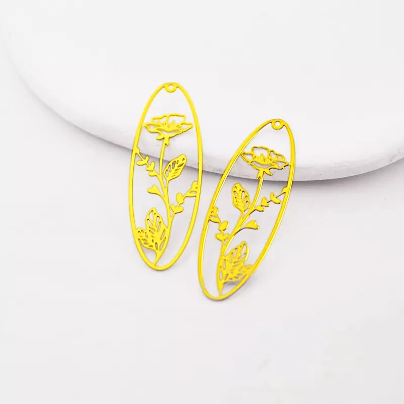 Golden Geometric Oval Jewelry Pendant with Flower and Leaves