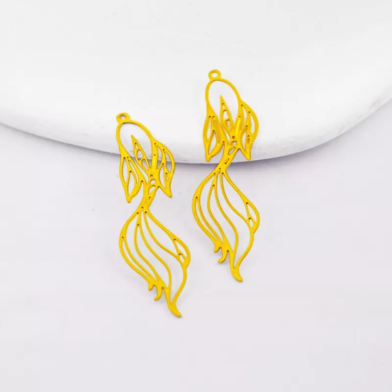 Goldfish Jewelry Pendant with Flowing Tail