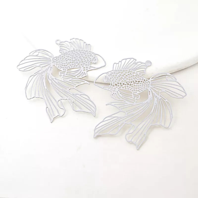 Silver Goldfish Jewelry Pendant with Mesh Body and Line Tail