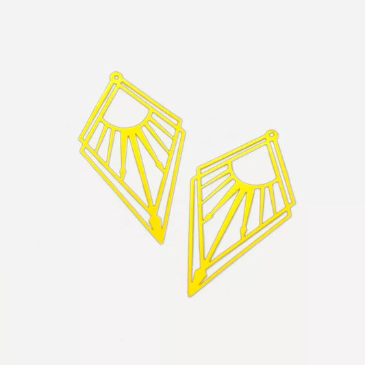 sunlight charms in golden tone for making jewelry