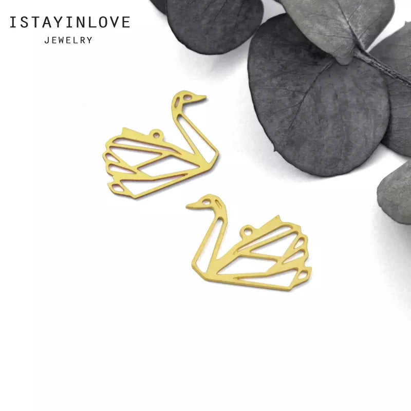 Swan Pendant – Brass Charm for Elegant Necklaces & DIY Jewelry Making