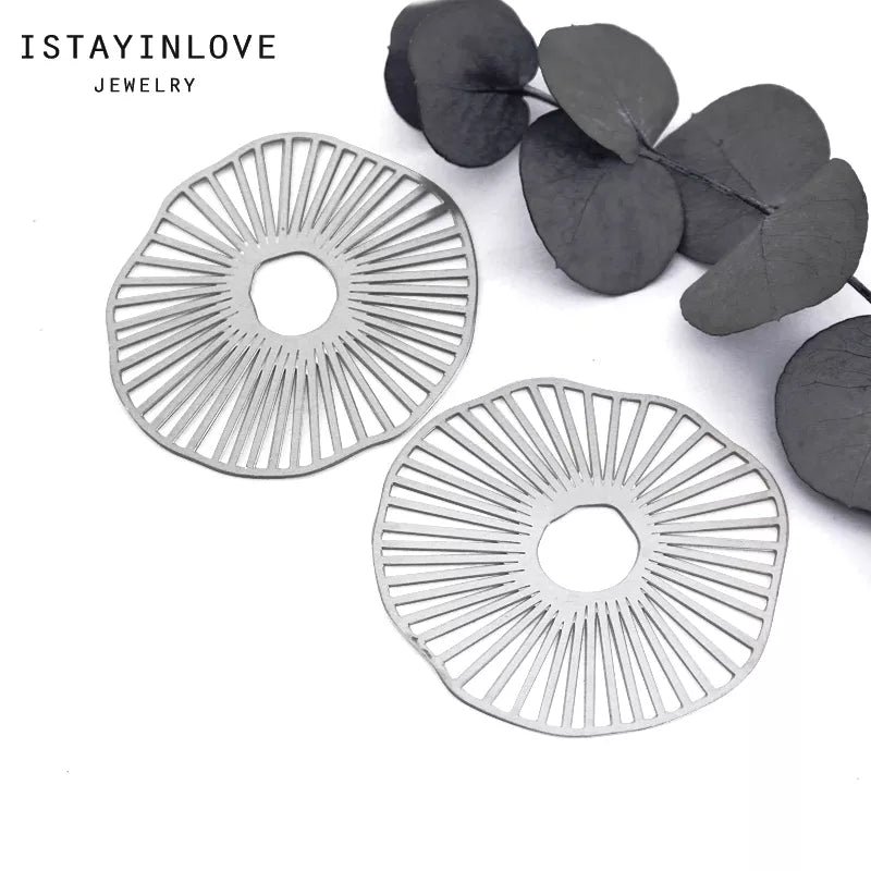 Lotus Leaf Pendant – Brass or Steel Charm for Nature Jewelry, Necklaces & Earrings