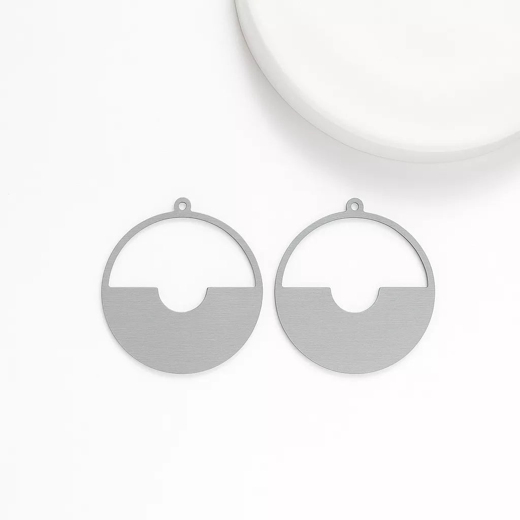 Silver Charms – Circle Pendants & Findings for Handmade Jewelry